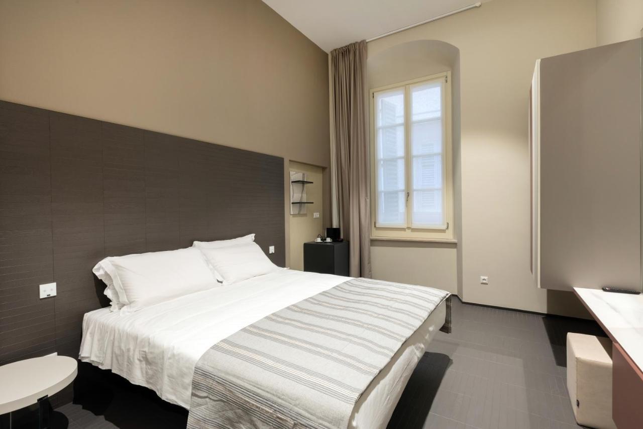 Salina Luxury Suites Parma Exterior foto